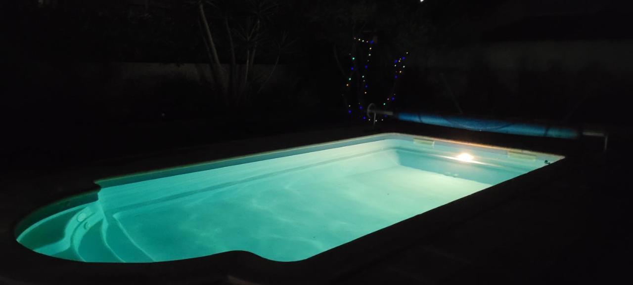 TRANQUILLO avec piscine privée et salle de sport Istres Extérieur photo